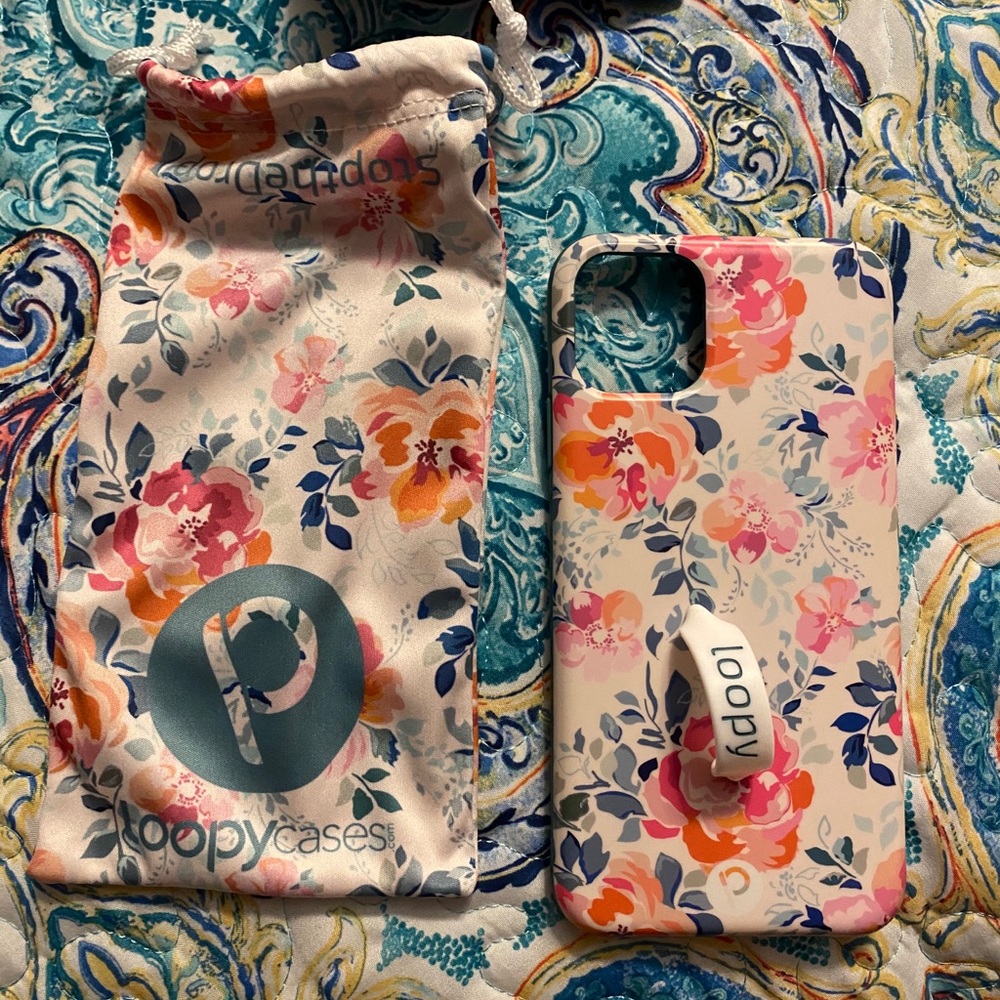 Loopy phone case